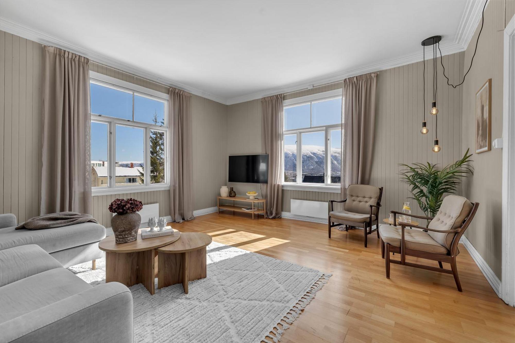 Lovely City Center Apartment With Amazing Views And Free Parking! ترومسو المظهر الخارجي الصورة