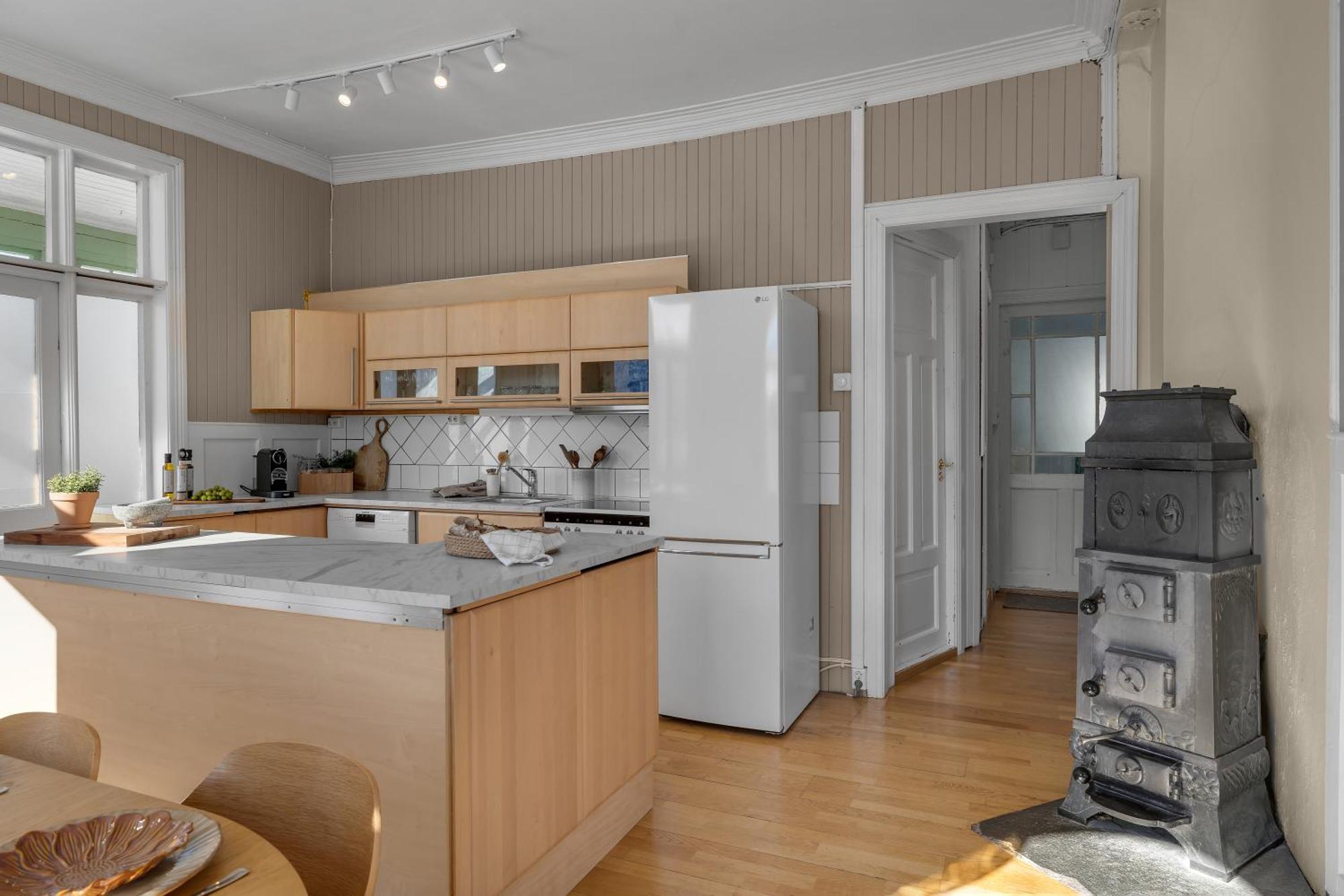 Lovely City Center Apartment With Amazing Views And Free Parking! ترومسو المظهر الخارجي الصورة